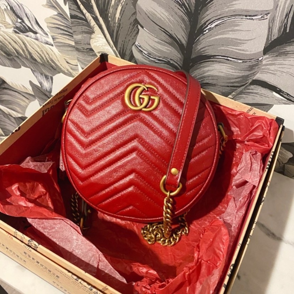 Gucci Marmont Round crossbody